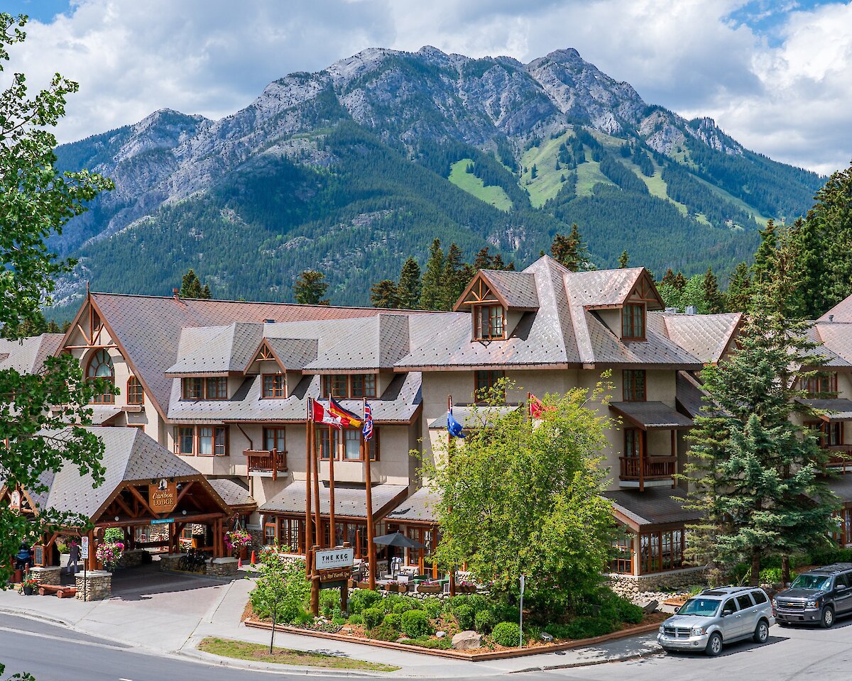 Exterior of Banff Caribou Lodge & Spa in Banff