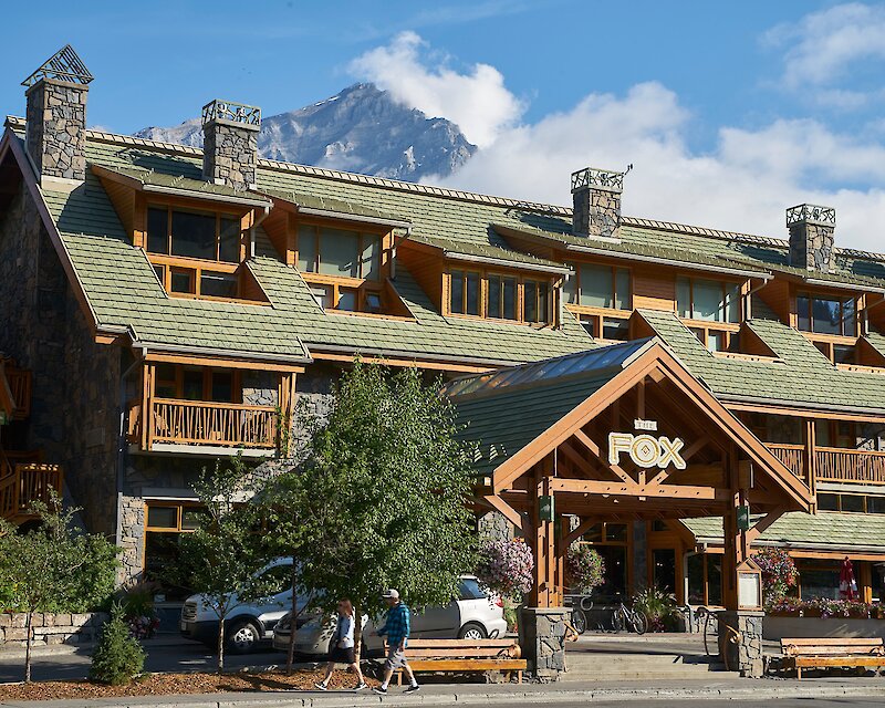 The Fox Hotel & Suites