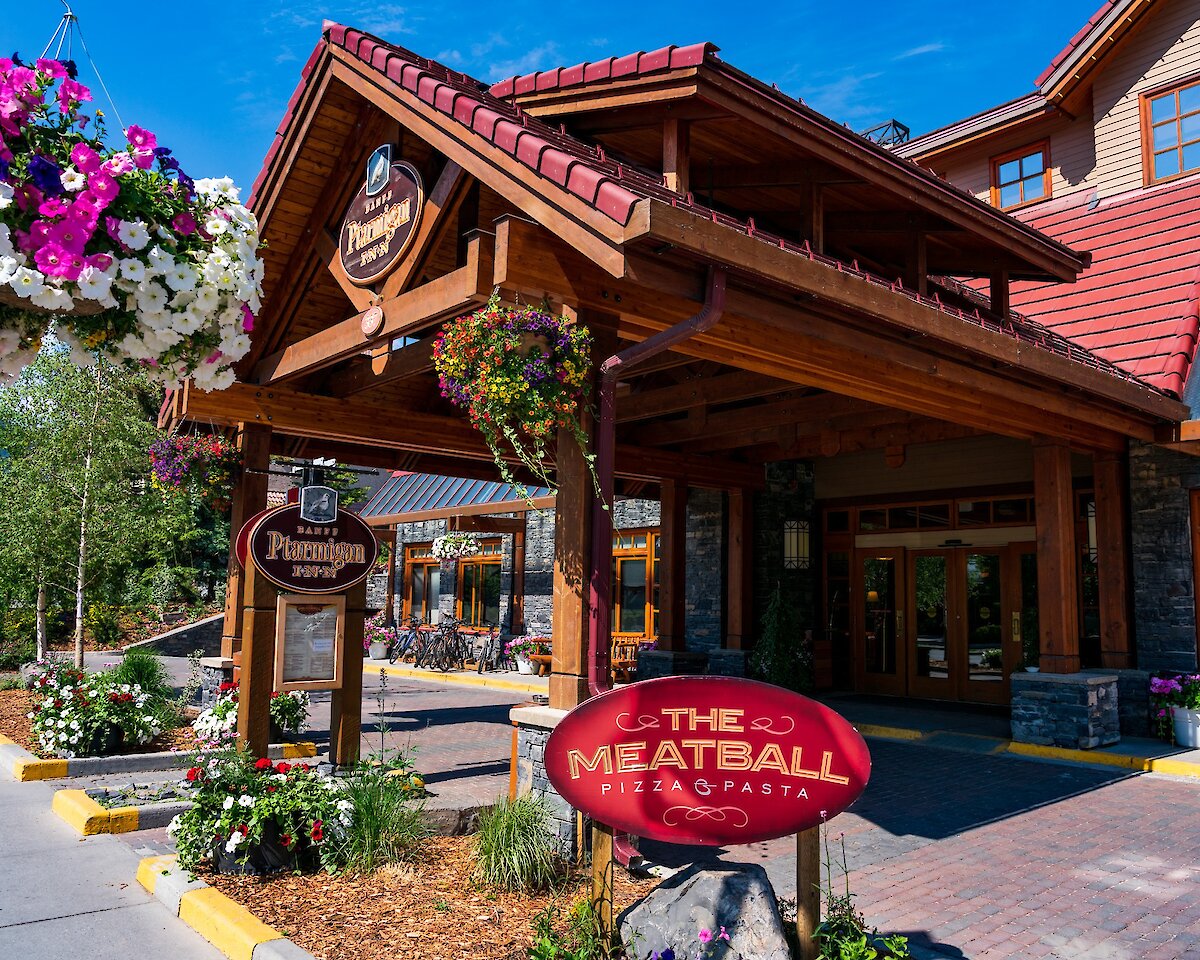 Exterior of Banff Ptarmigan Inn