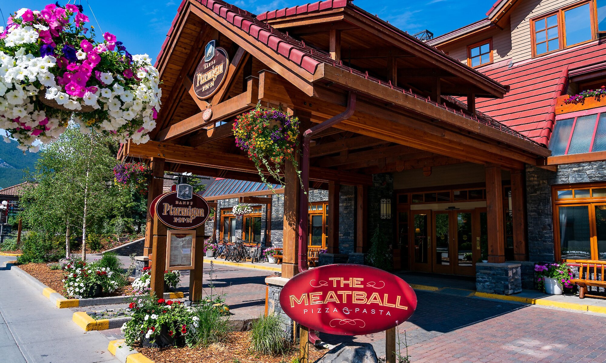 Exterior of Banff Ptarmigan Inn