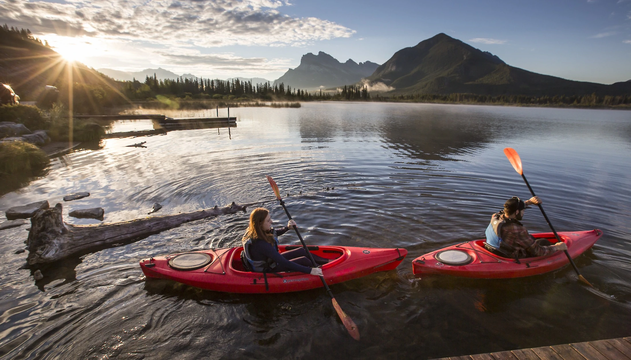 Kaykers in Vermilian Lakes