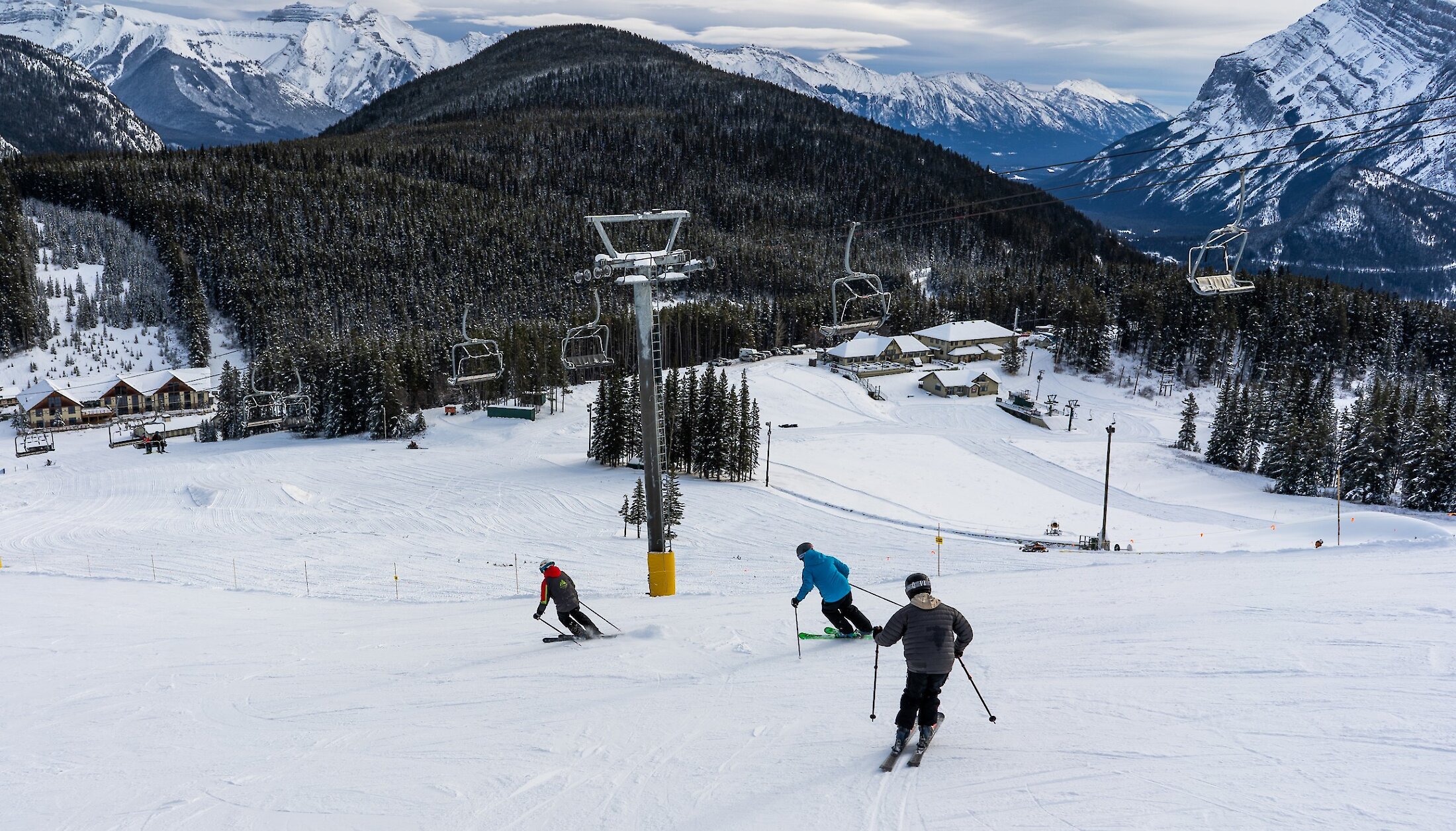 Ski lesson at Mount Norquay with a view of Banff