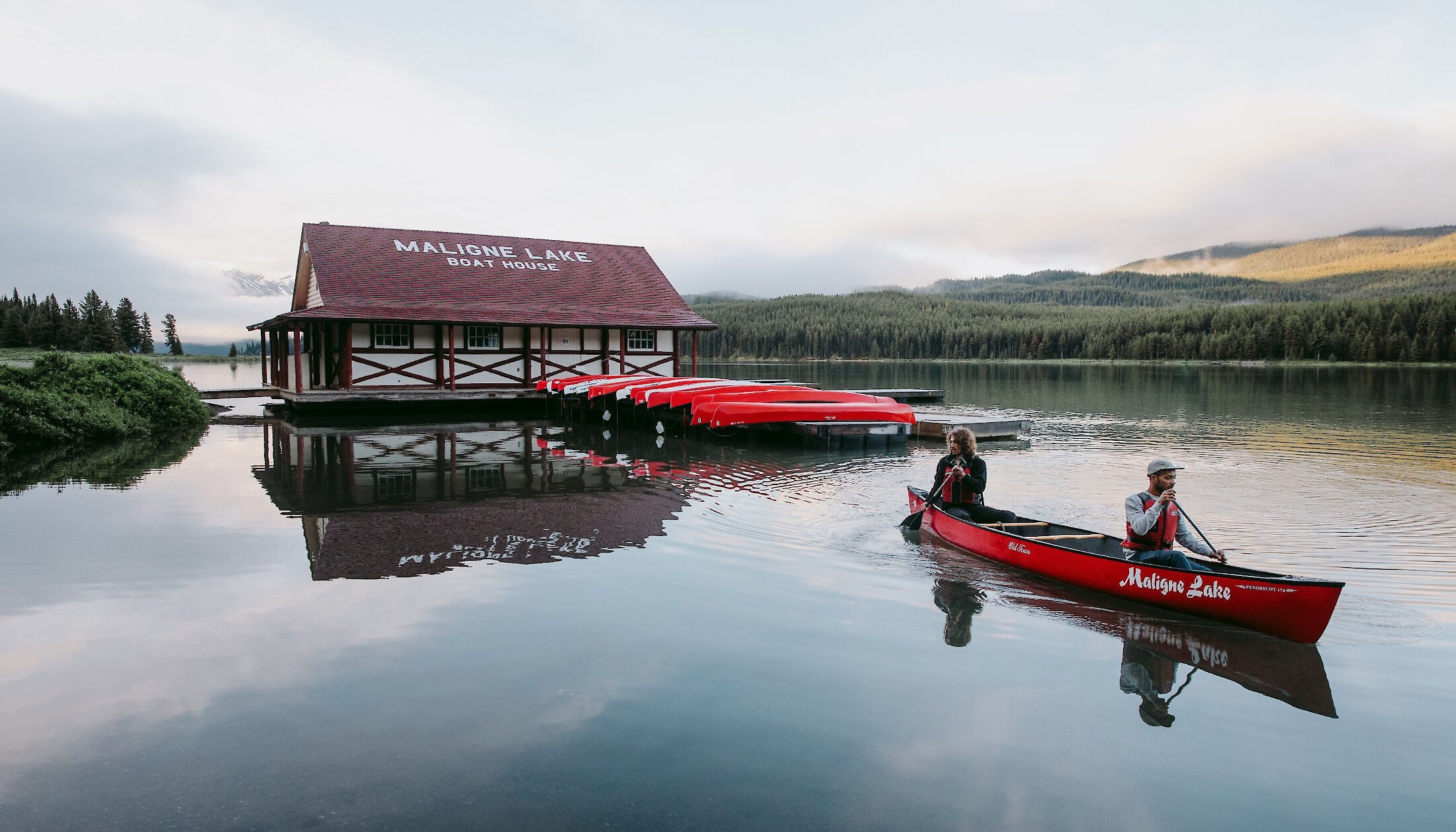 A view of Maligne Lake Canoe and Kayak rentals