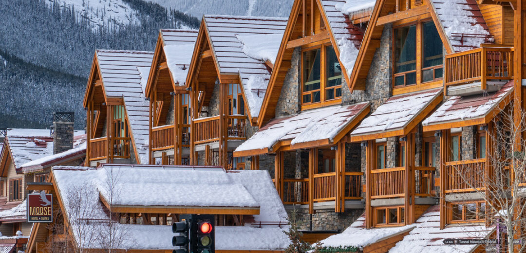 A view of the Moose Hotel & Suites from Banff Ave