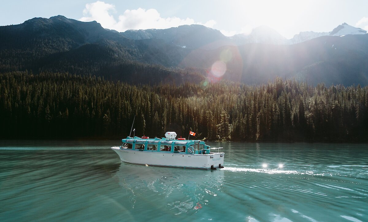 Lake Minnewanka Boat Cruise