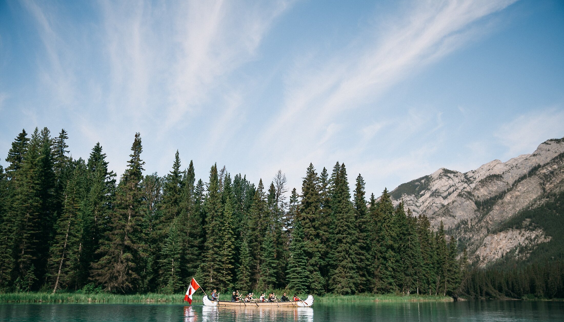 A Big Canoe tour on the beautiful Bow River in Banff