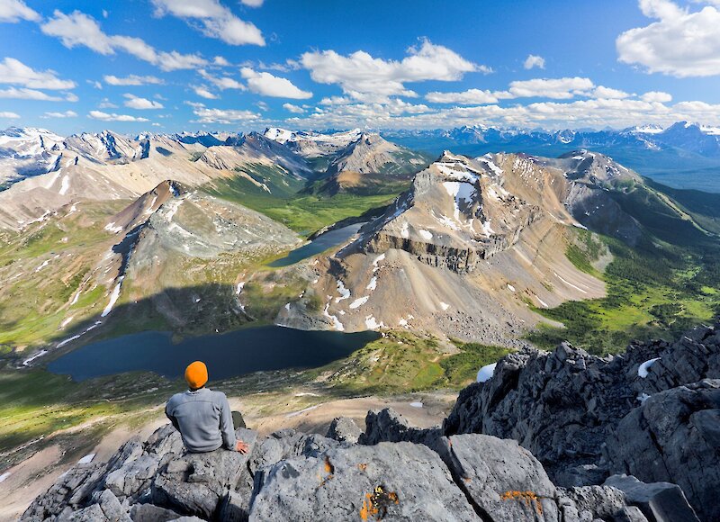 Hiking to Skoki in Lake Louise