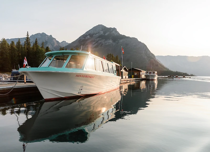 Boat docked at Lake Minnewanka